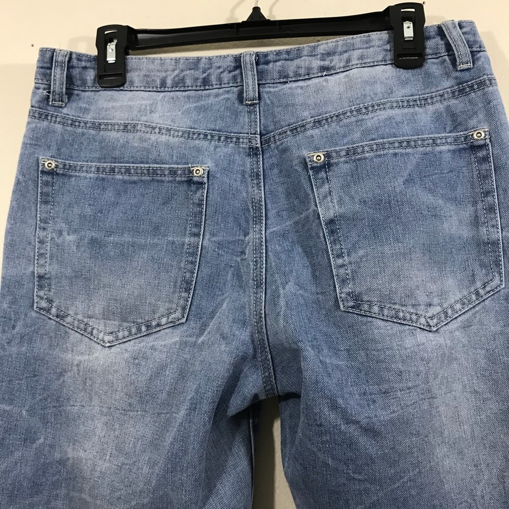 Boohoo Distressed Jeans View 6